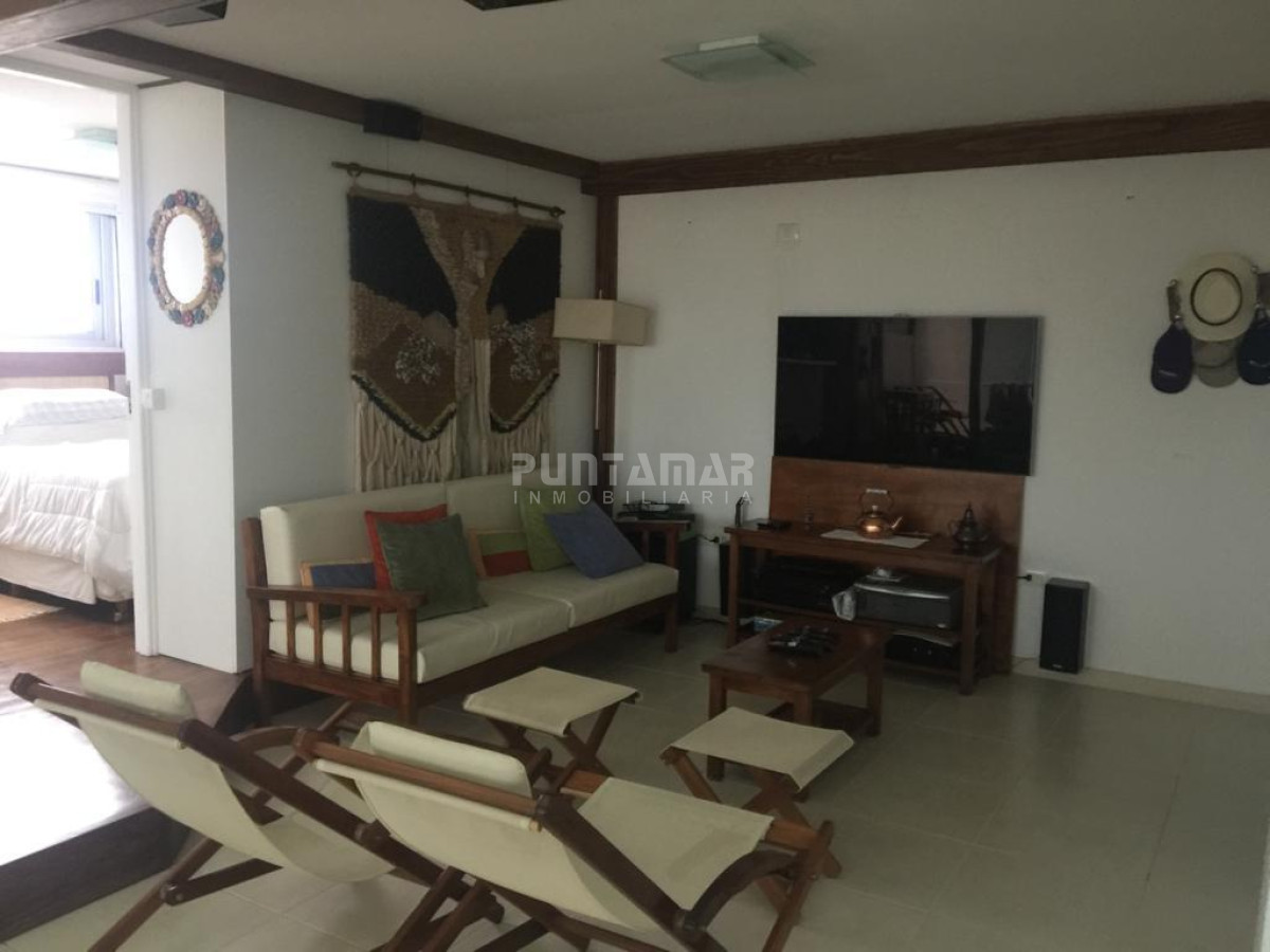 Apartamento ID.212486 - DEPARTAMENTO EN EDIFICIO DE GRAN CATEGORIA EN LA MANSA