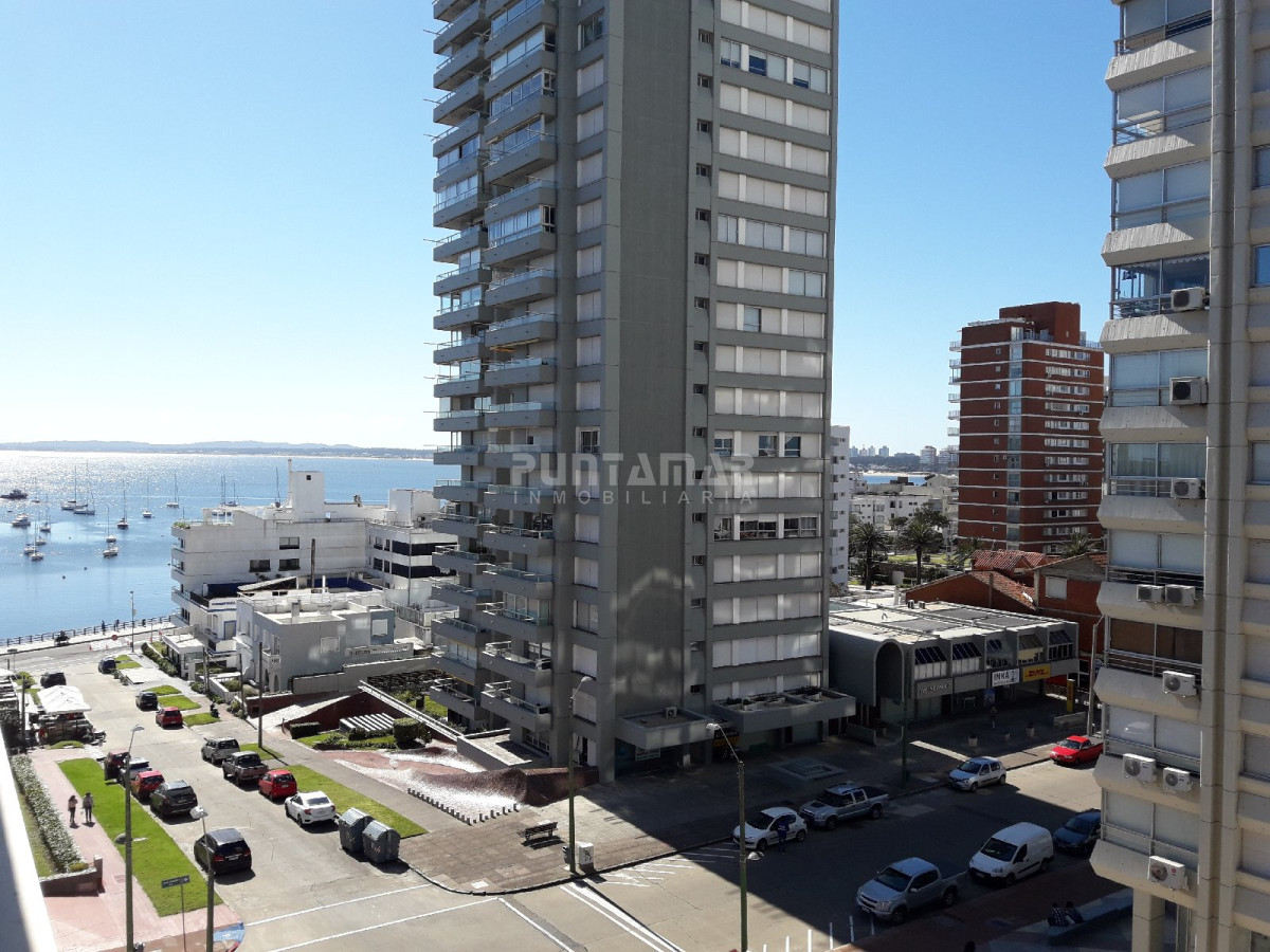 Apartamento ID.1271 - LINDO APARTAMENTO UBICADO EN PENINSULA, UN DORMITORIO, TERRAZA CON VISTA HACIA EL MAR Y MUY LUMINOSO.!!