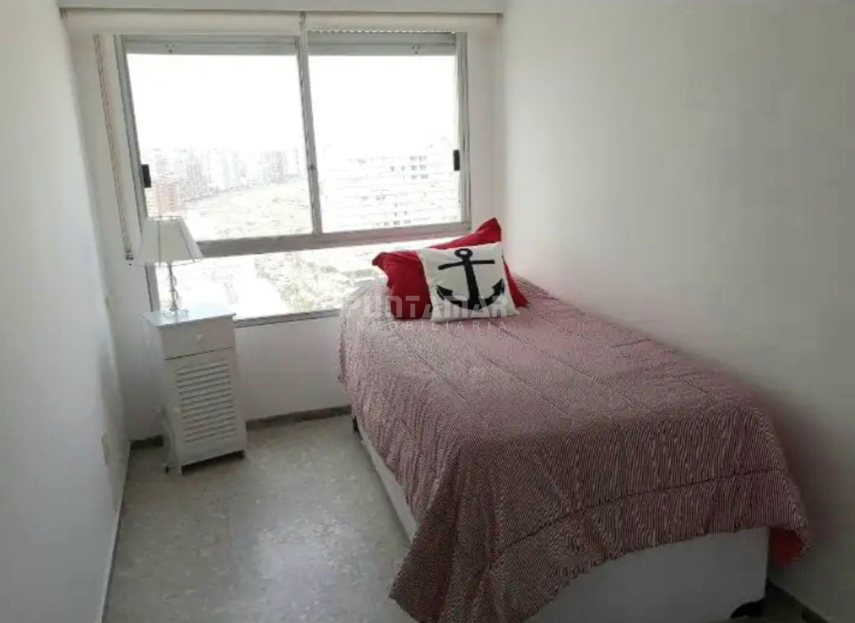 Apartamento ID.212856 - DEPARTAMENTO DE 3 DORMITORIOS EN LA PENINSULA
