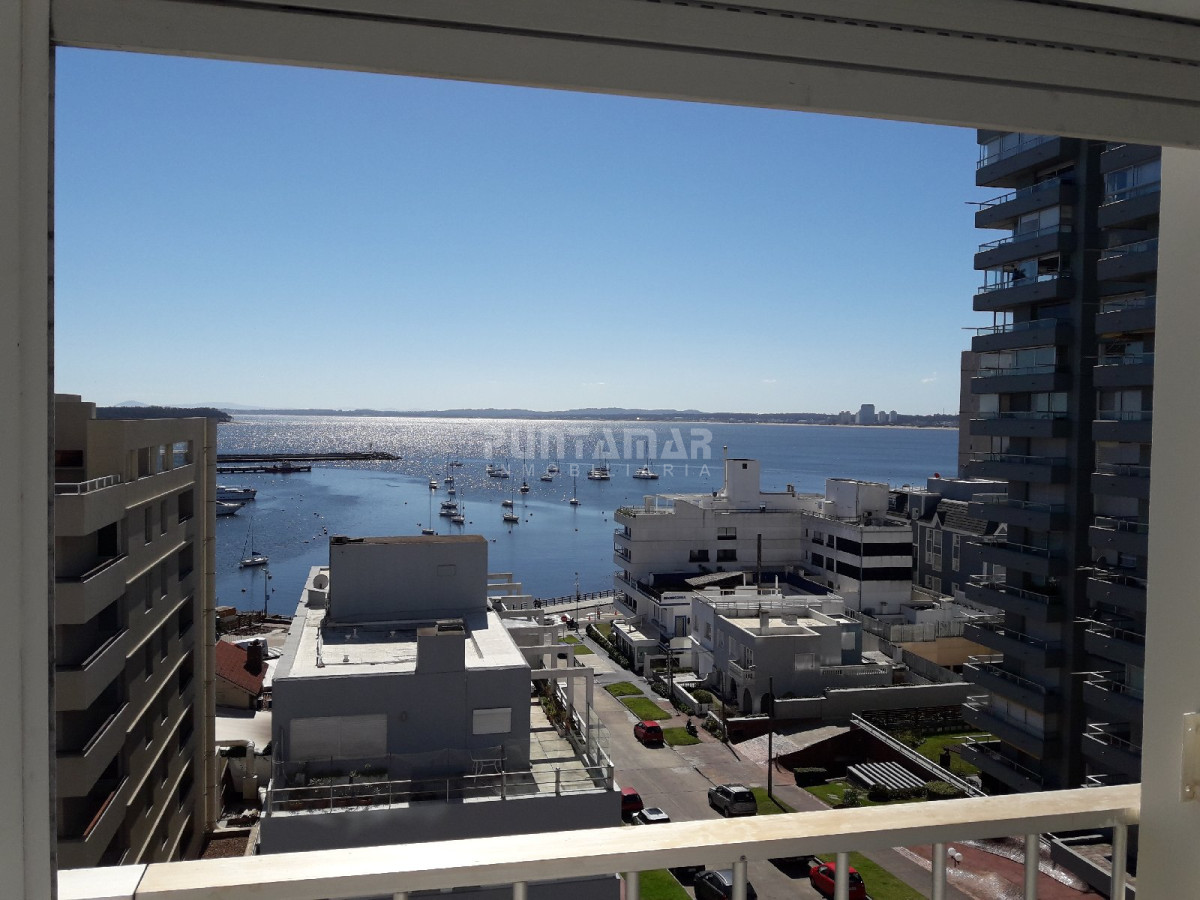 Apartamento ID.211651 - DIVINO APARTAMENTO EN ZONA DE PENINSULA, TERRAZA CON UNA VISTA INCREIBLE Y MUY LUMINOSO, A PASOS DEL PUERTO Y PLAYA..!!!