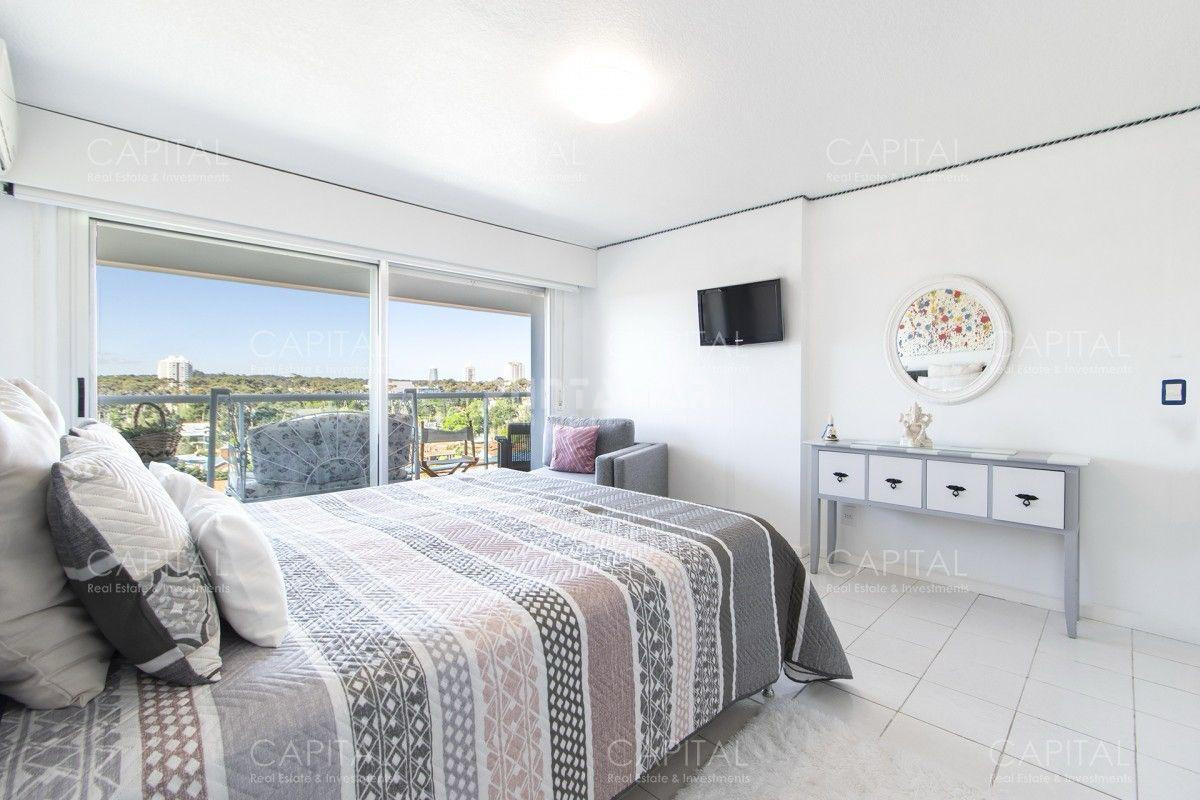 Apartamento ID.213501 - ALQUILER DEPARTAMENTO DE 2 DORMS - PISO 11 A PASOS DEL MAR - PLAYA MANSA