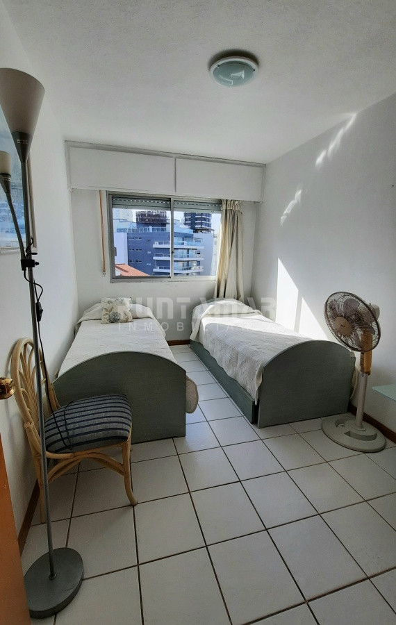 Apartamento ID.1232 - Departamento en la Península frente al mar