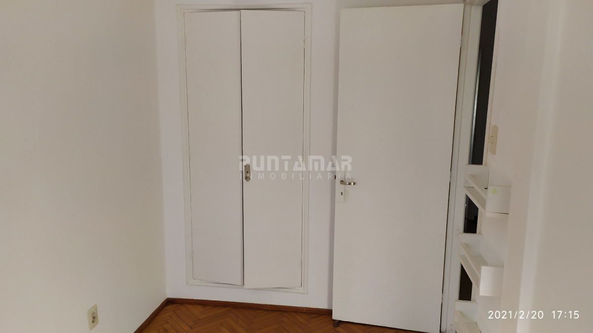 Apartamento ID.212850 - APARTAMENTO EN LA BLANQUEADA, MONTEVIDEO, IDEAL PARA INVERSION