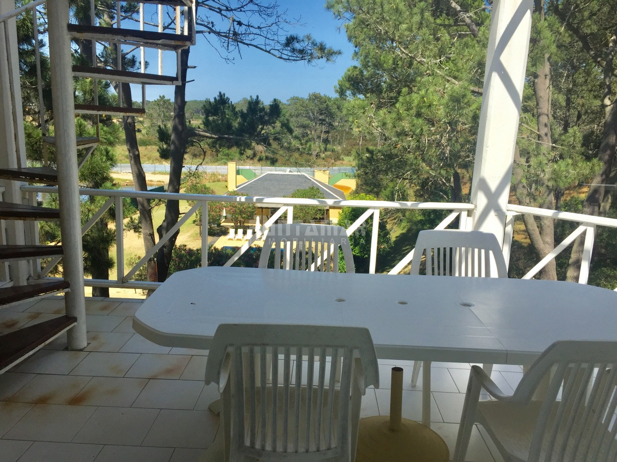 Apartamento ID.12011 - APARTAMENTO DE 3 DORMITORIOS EN RINCON DEL INDIO FRENTE AL MAR