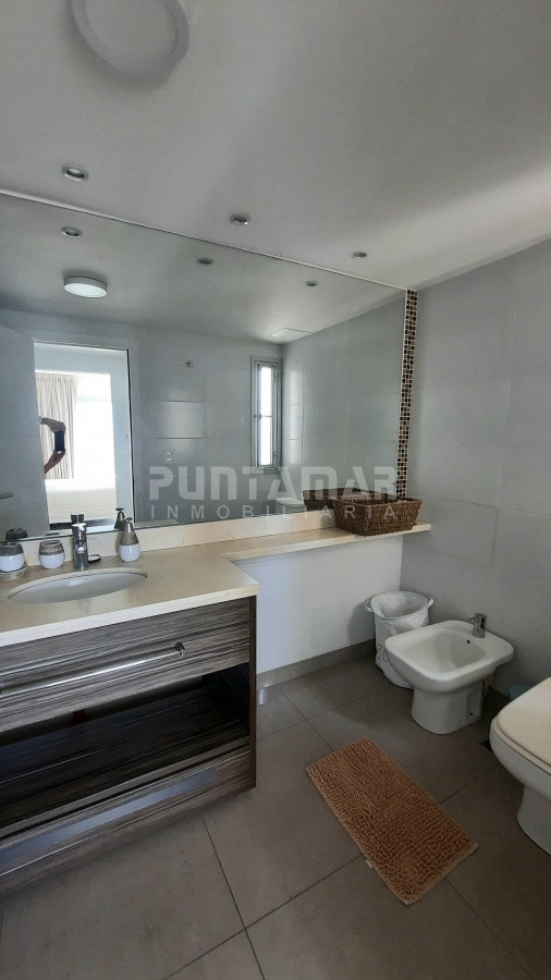 Apartamento ID.212909 - DEPARTAMENTO DE 2 DORMITORIOS CON VISTA AL MAR