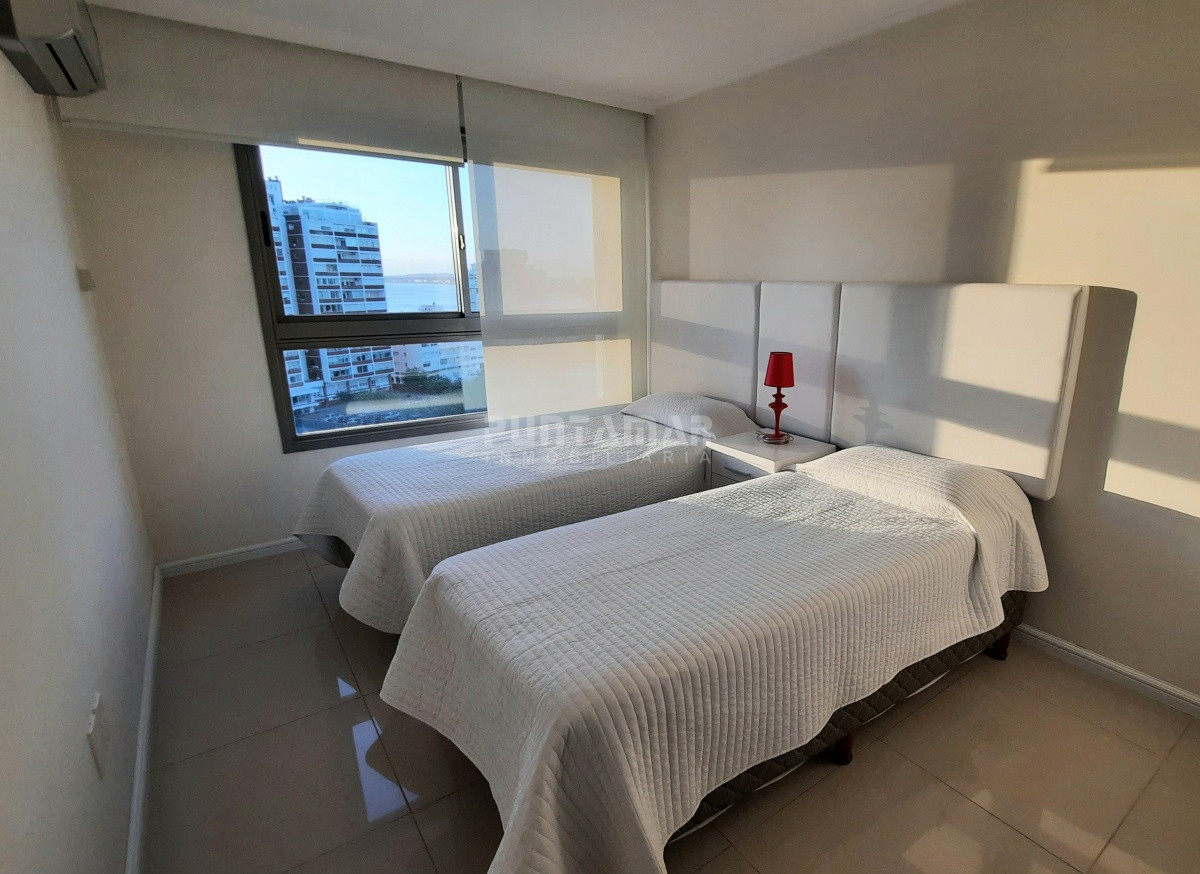 Apartamento ID.1369 - Departamento de 3 dormitorios en suite en Edificio de gran categoria