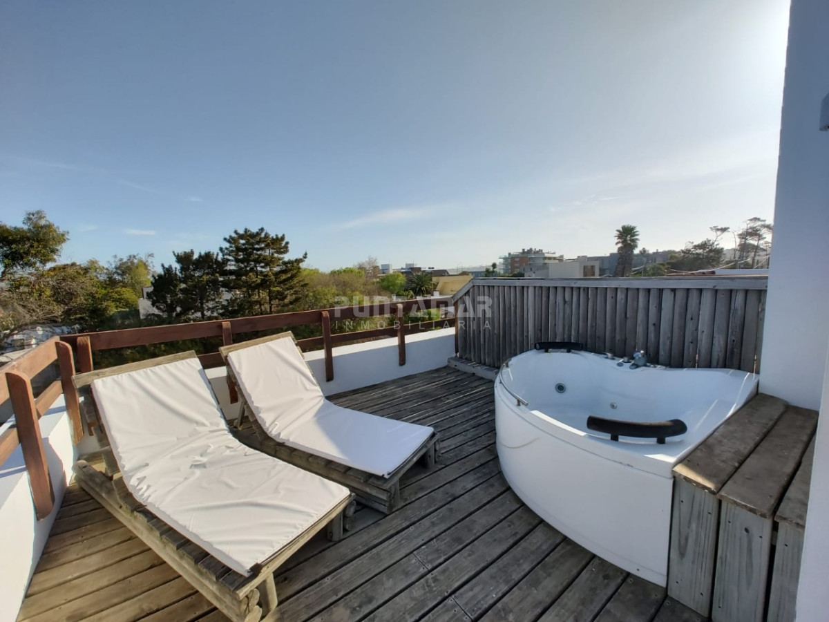 Apartamento ID.13111 - APARTAMENTO ALQUILER 3 DORMITORIOS VERANO EN MANANTIALES 