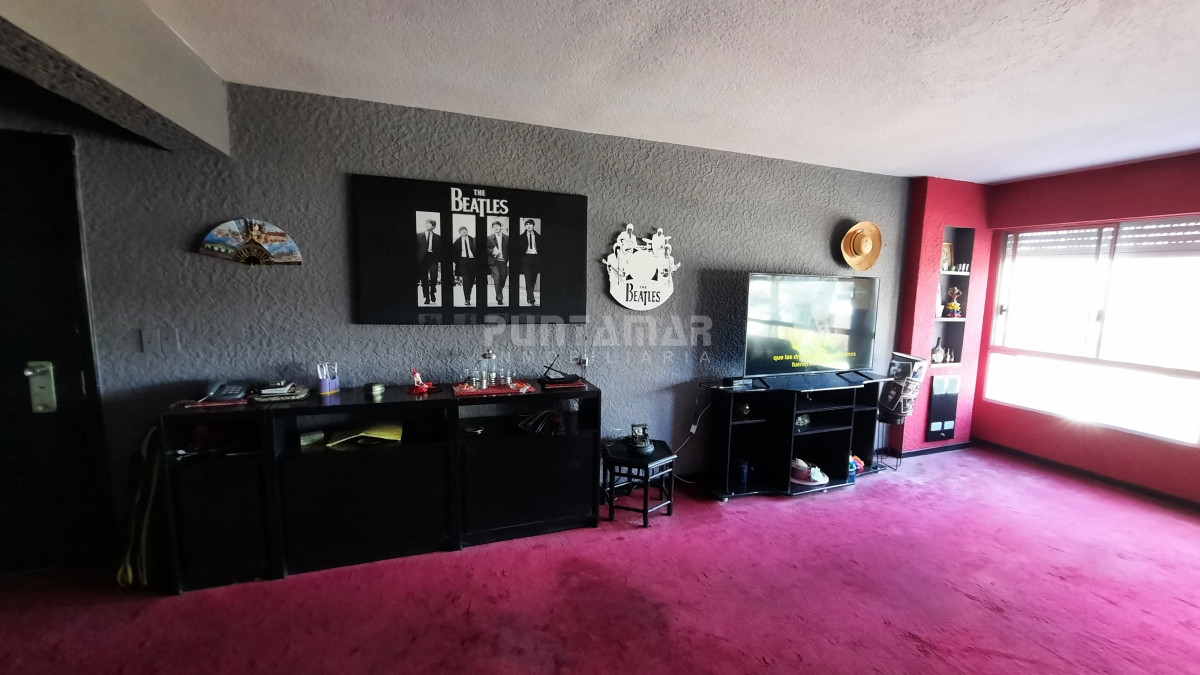 Apartamento ID.213229 - DEPARTAMENTO DE 3 DORMITORIOS CON COCHERA