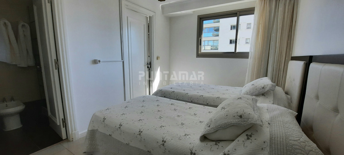Apartamento ID.1338 - DEPARTAMENTO DE 3 DORMITORIOS EN EDIFICIO DE CATEGORIA 