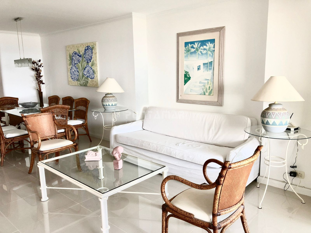 Apartamento ID.212564 - DEPARTAMENTO FRENTE A PLAYA BIKINI, EN EDIFICIO DE CATEGORIA