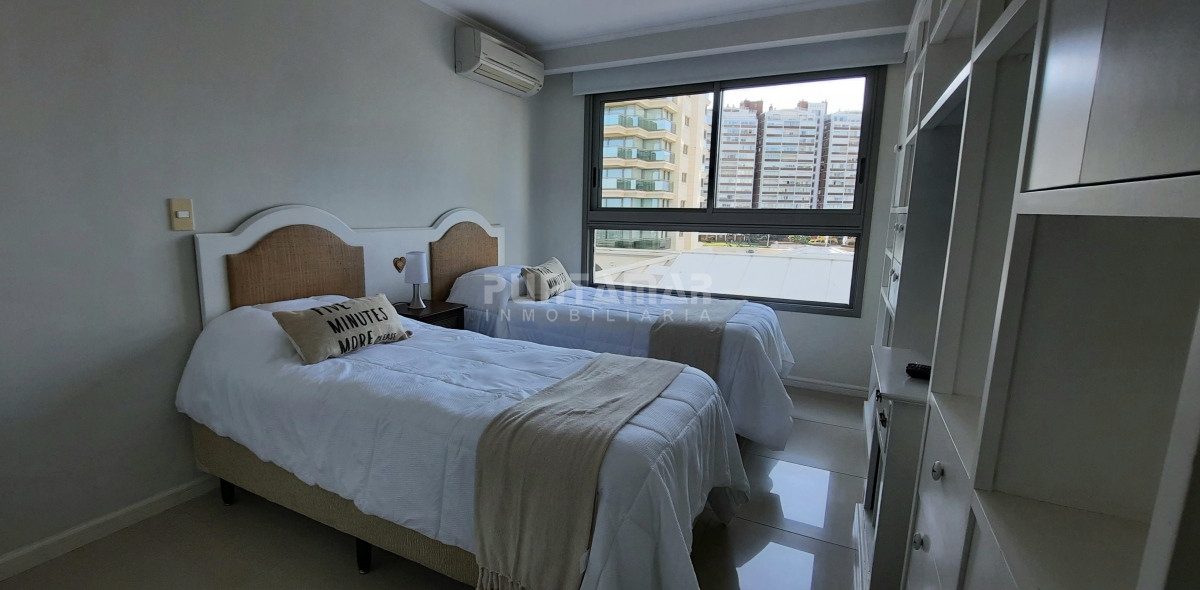 Apartamento ID.213467 - IMPORTANTE DEPARTAMENTO DE 3 DORMITORIOS EN SUITE 