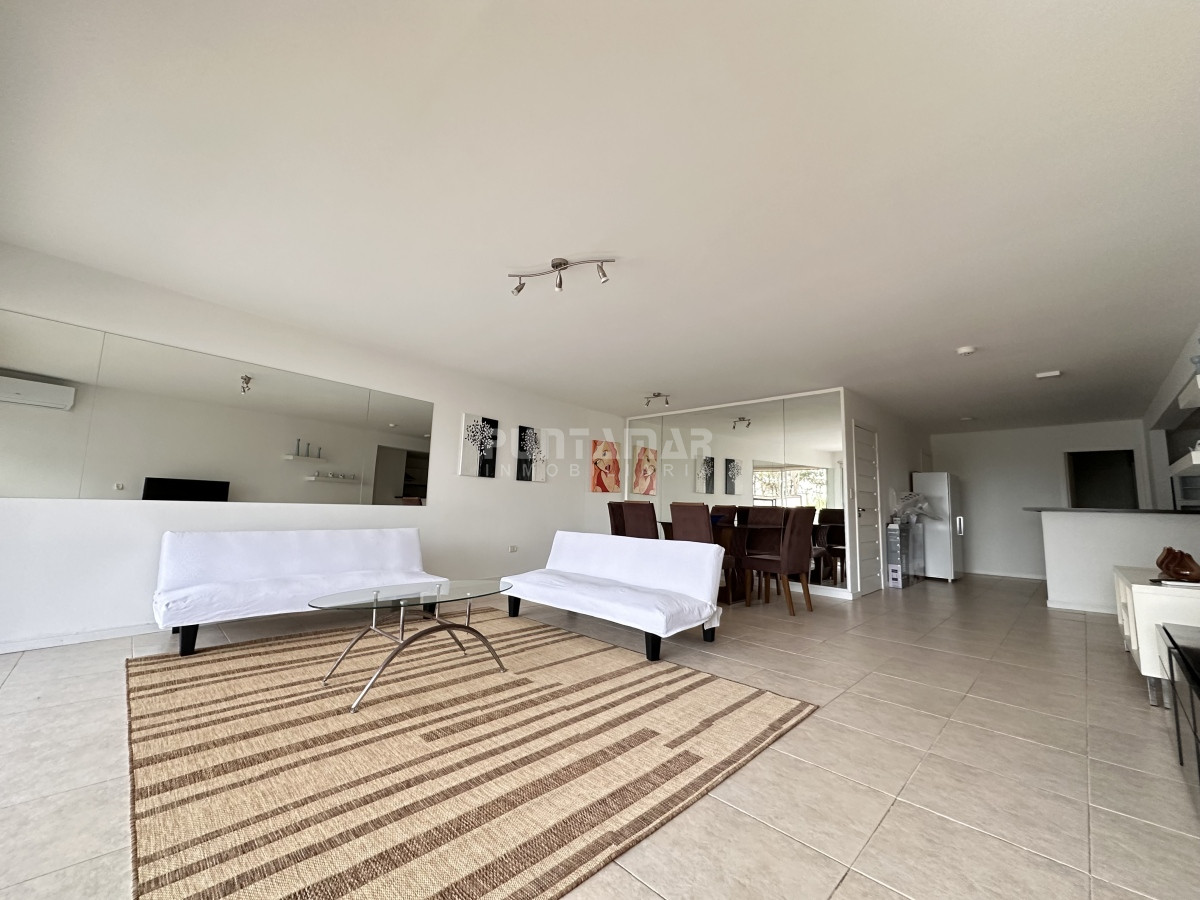 Apartamento ID.212986 - DEPARTAMENTO DE 3 DORMITORIOS CON VISTA AL MAR 