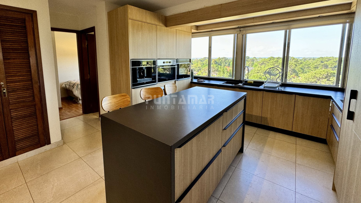 Apartamento ID.213519 - HERMOSO APARTAMENTO EN ZONA ROOSEVELT DE 3 DORMITORIOS 