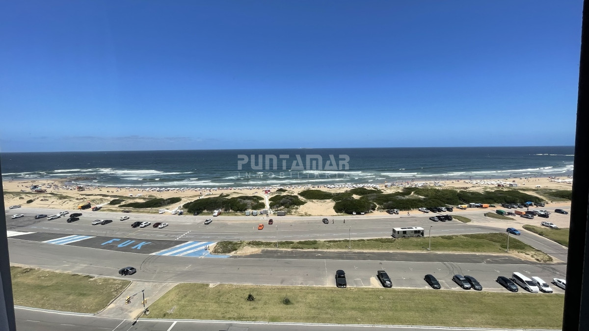 Apartamento ID.213221 - MUY LINDO APARTAMENTO DE UN DORMITORIO PRIMERA LINEA AL MAR 