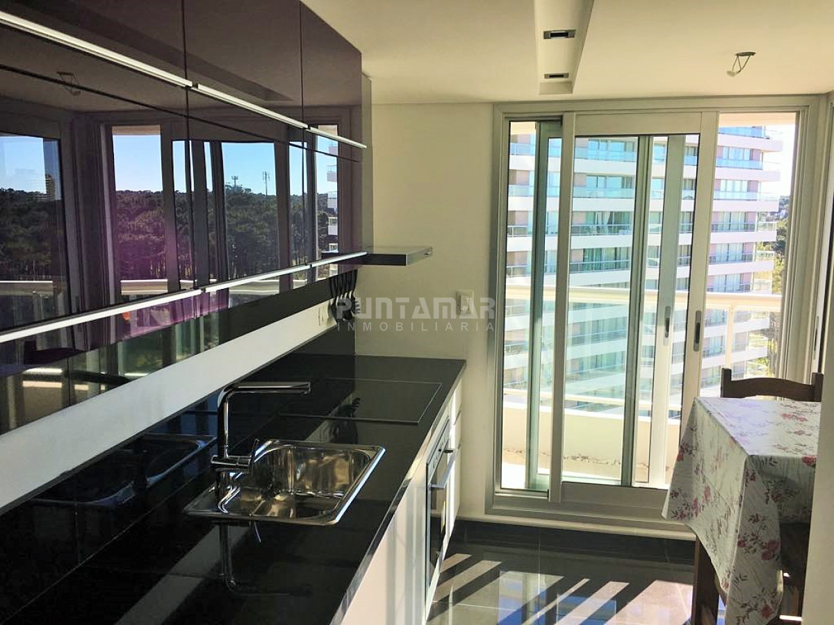 Apartamento ID.211642 - DEPARTAMENTO DE 1 DORMITORIO EN EDIFICIO DE CATEGORIA 
