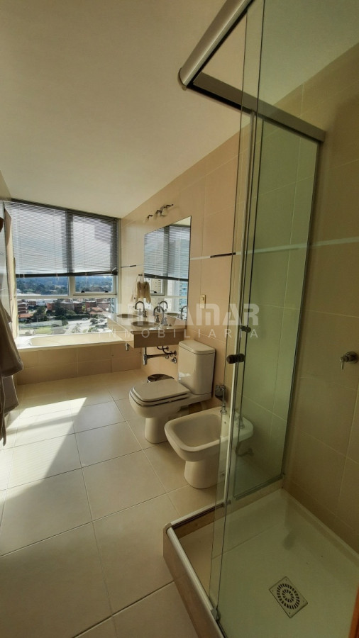 Apartamento ID.211769 - DEPARTAMENTO EN TORRE DE CATEGORIA CON VISTA A PLAYA MANSA