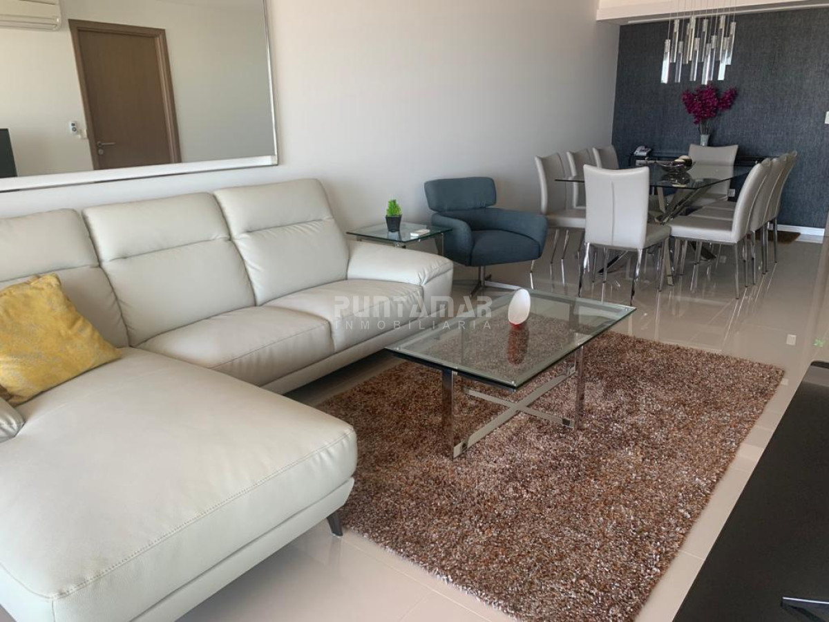 Apartamento ID.212207 - DEPARTAMENTO DE 3 DORMITORIOS EN LA BRAVA EN EDIFICIO DE CATEGORIA