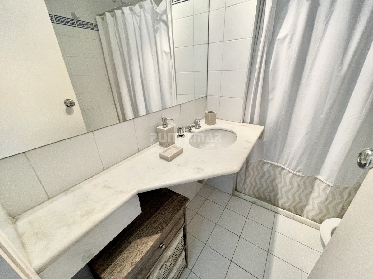 Apartamento ID.3019 - VENTA Y ALQUILER DEPARTAMENTO EN PUNTA DEL ESTE 1 DORMITORIO CON PISCINA