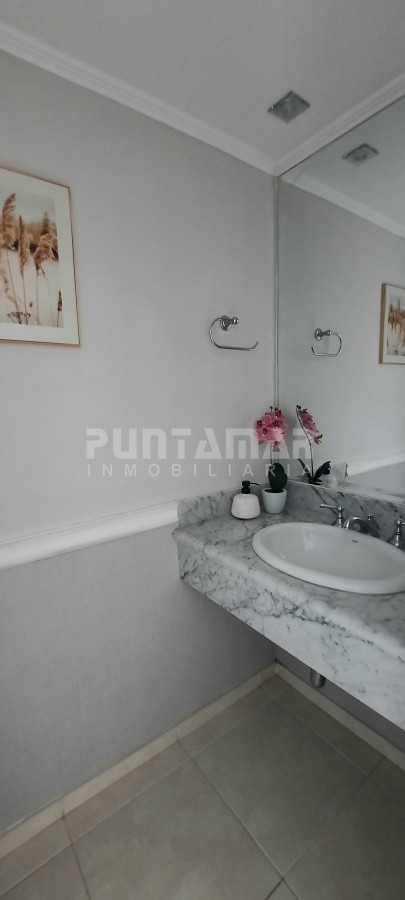 Apartamento ID.213059 - IMPORTANTE DEPARTAMENTO DE 3 DORMITORIOS EN SUITE EN LA MANSA