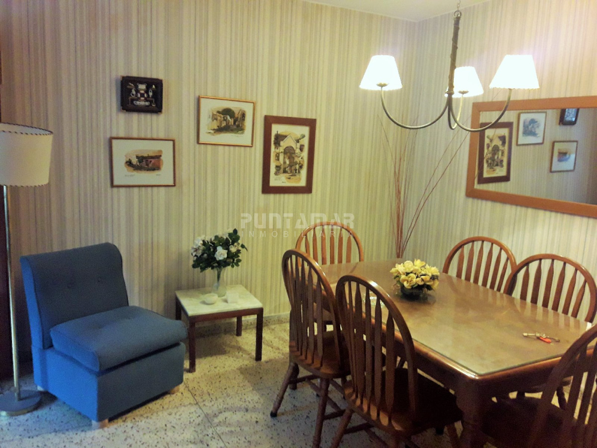 Apartamento ID.1267 - APARTAMENTO DE UN DORMITORIO UBICADO EN LA PENINSULA, CUENTA CON COCHERA Y GASTOS COMUNES BAJOS