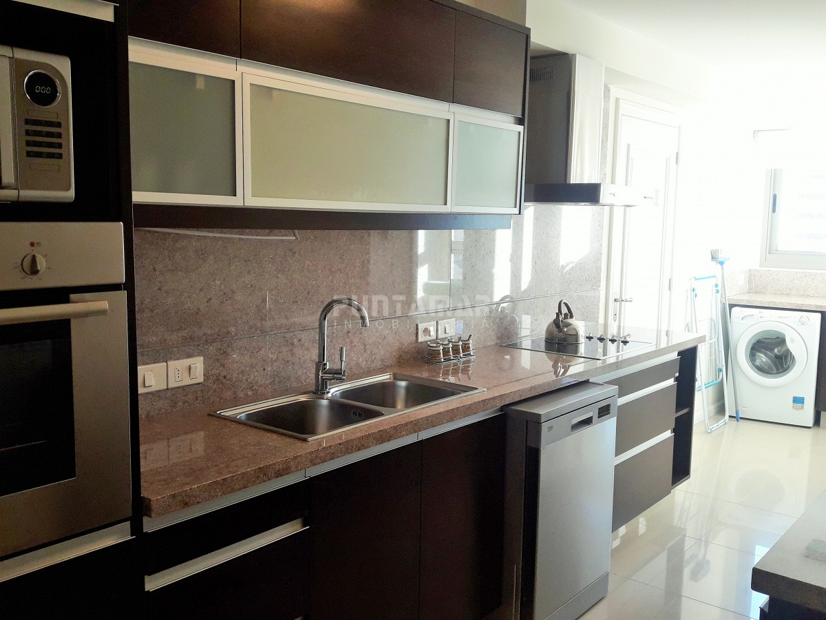 Apartamento ID.1369 - Departamento de 3 dormitorios en suite en Edificio de gran categoria