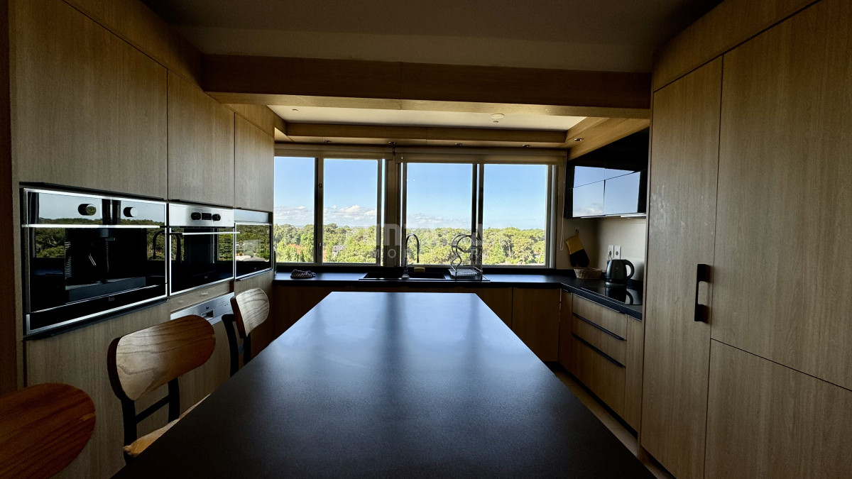 Apartamento ID.213519 - HERMOSO APARTAMENTO EN ZONA ROOSEVELT DE 3 DORMITORIOS 