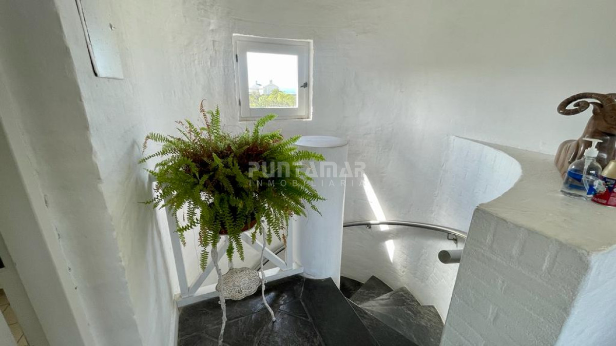 Apartamento ID.210085 - ALQUILER ESPECTACULAR TRIPLEX SOBRE LA PLAYA POSTA DEL CANGREJO 