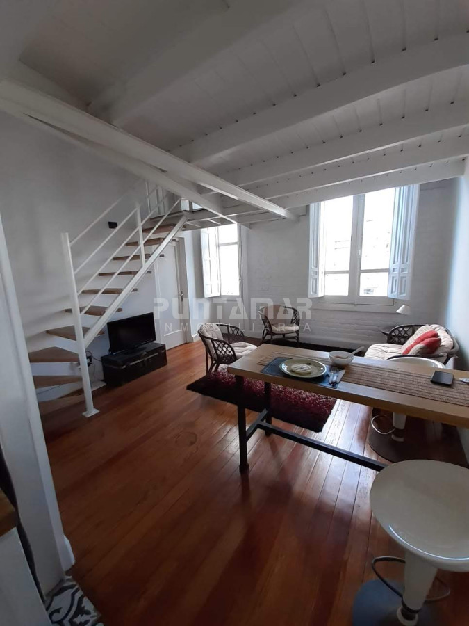 Apartamento ID.213010 - Alquiler de Dormitorios en Cordón Tres Cruces