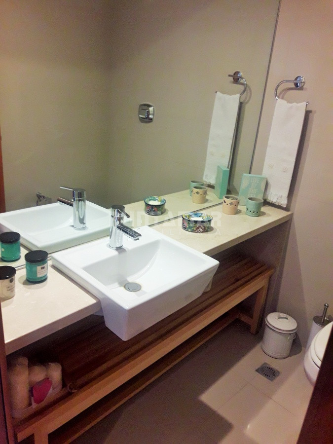 Apartamento ID.211814 - DIVINO APARTAMENTO FRENTE AL MAR , TRES SUITE CON SALIDA A TERRAZA PROPIA , AMPLIO LIVING COMEDOR, AMENITIS MUY COMPLETOS OFRECE EL EDIFICIO.
