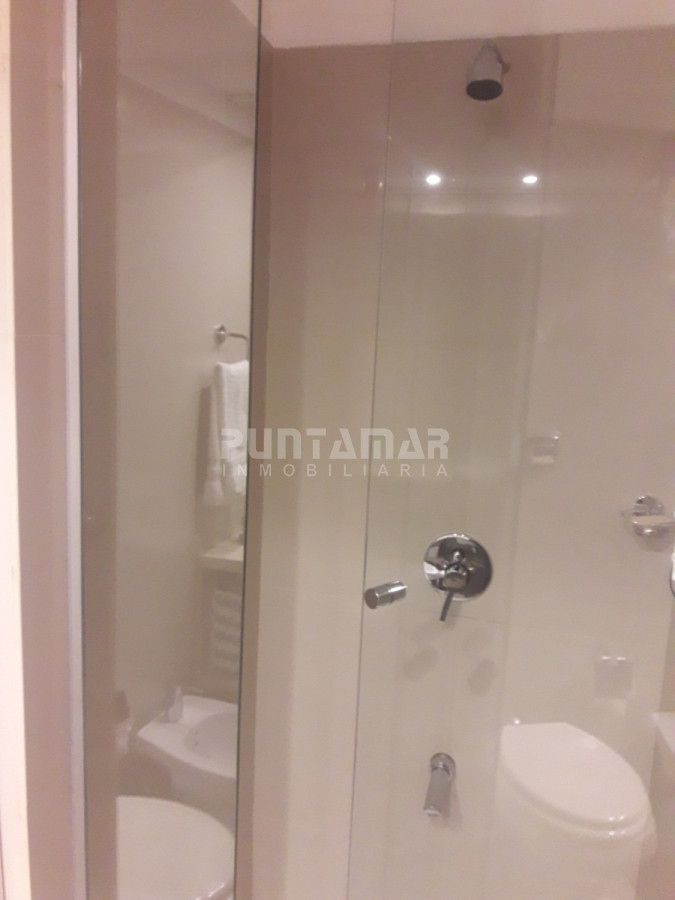 Apartamento ID.211814 - DIVINO APARTAMENTO FRENTE AL MAR , TRES SUITE CON SALIDA A TERRAZA PROPIA , AMPLIO LIVING COMEDOR, AMENITIS MUY COMPLETOS OFRECE EL EDIFICIO.