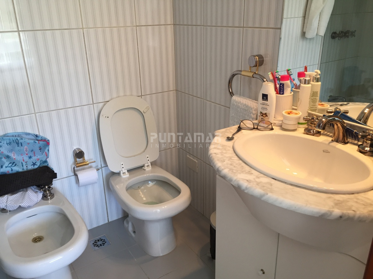 Apartamento ID.212236 - VENTA DE APARTAMENTO FRENTE AL MAR EN SAN RAFAEL  3 DORMITORIOS MAS DEPENDENCIA
