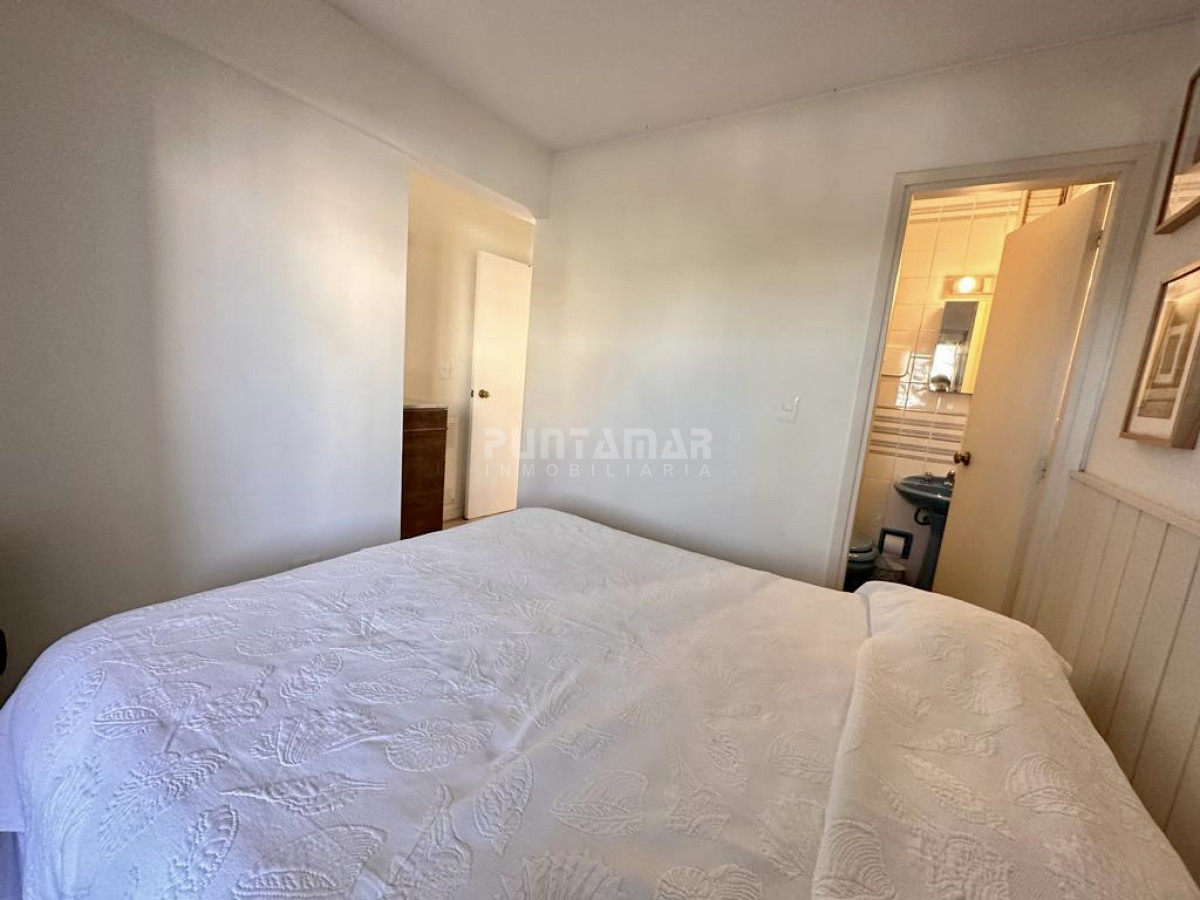 Apartamento ID.213127 - FRENTE AL PUERTO DE PUNTA DEL ESTE, DEPARTAMENTO PENTHOUSE DUPLEX EN ALQUILER