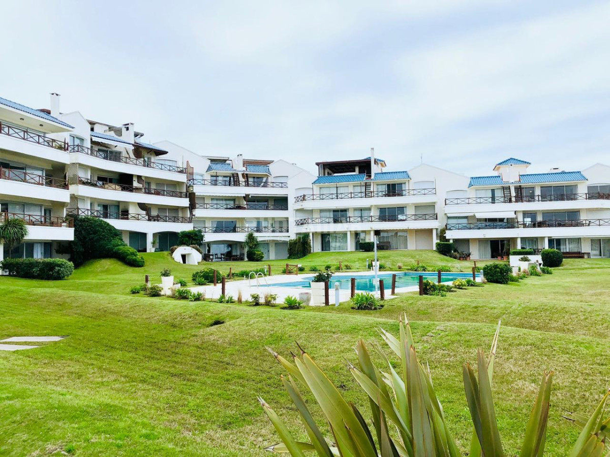 Apartamento ID.212564 - DEPARTAMENTO FRENTE A PLAYA BIKINI, EN EDIFICIO DE CATEGORIA