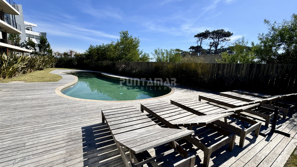 Apartamento ID.213721 -  APARTAMENTO DE 3 DORMITORIOS FRENTE AL MAR EN MANANTIALES 