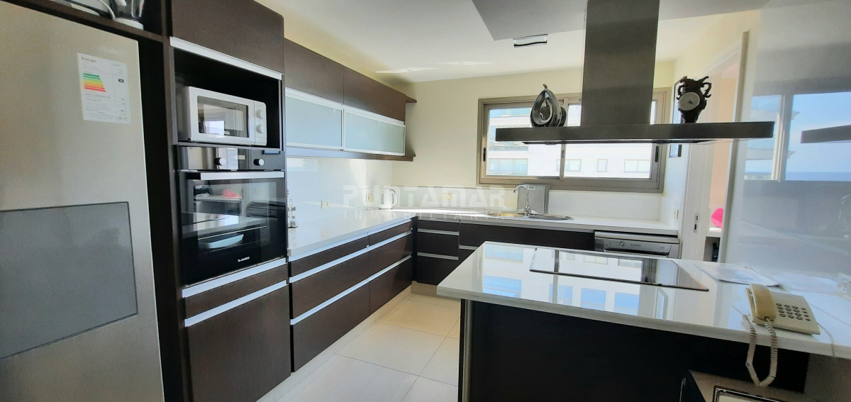 Apartamento ID.213061 - DEPARTAMENTO DE 3 DORMITORIOS EN SUITE EN LA BRAVA