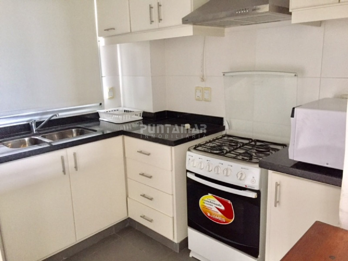 Apartamento ID.211693 - Apartamento en Manantiales, 2 dormitorios *