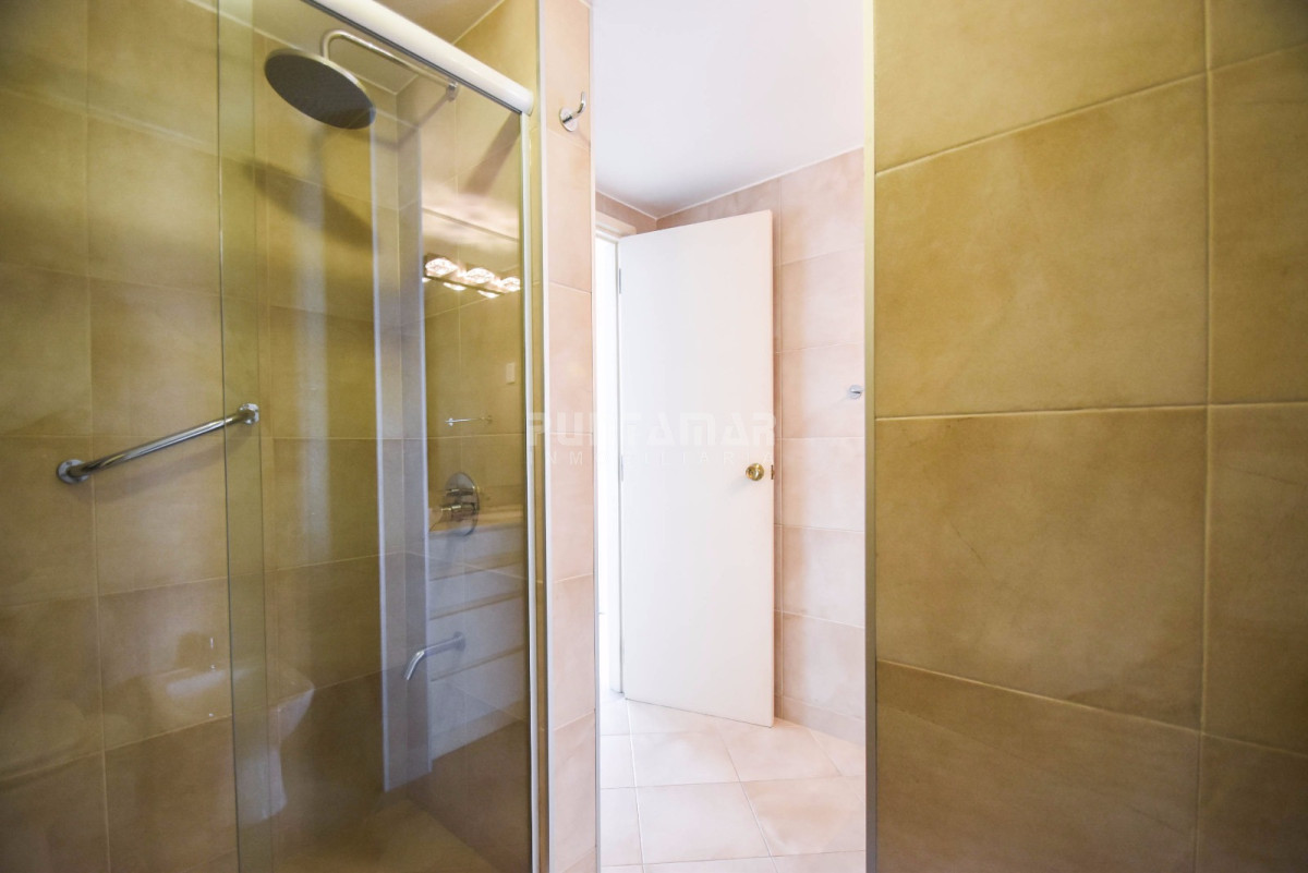 Apartamento ID.211860 - PENTHOUSE DE 2 DORMITORIOS CON GRAN VISTA AL MAR 
