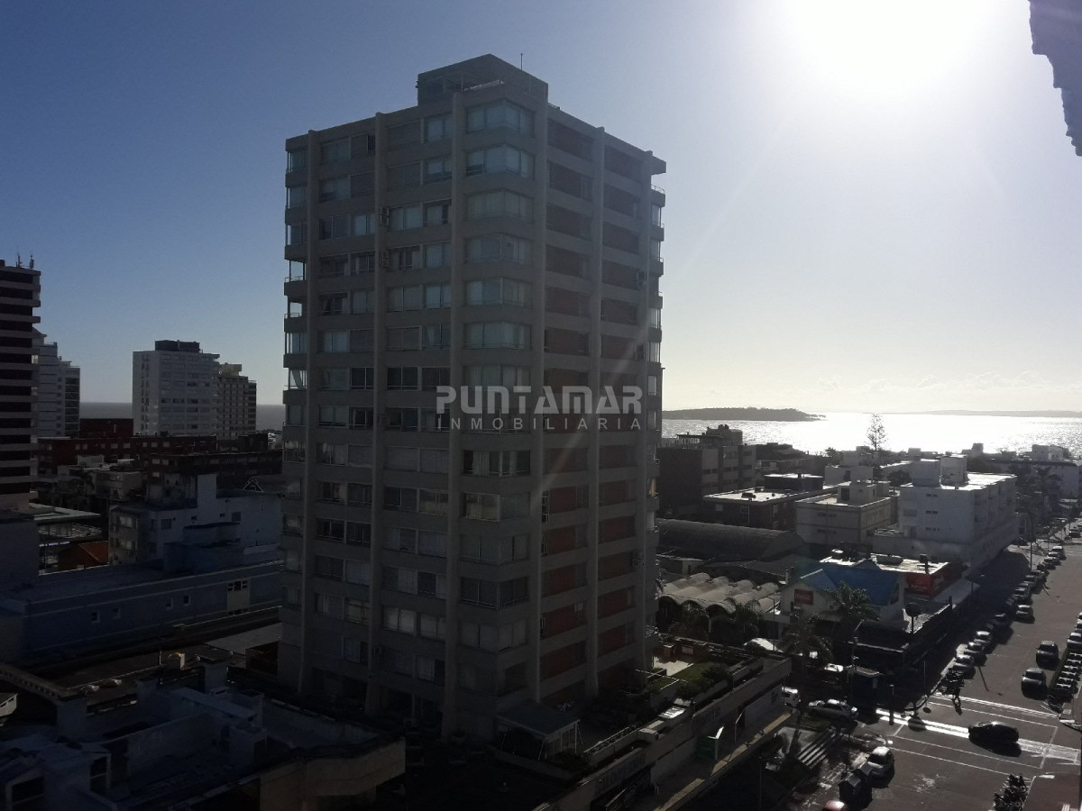 Apartamento ID.1319 - ALQUILER 1 DORMITORIO Y MEDIO  PUNTA DEL ESTE