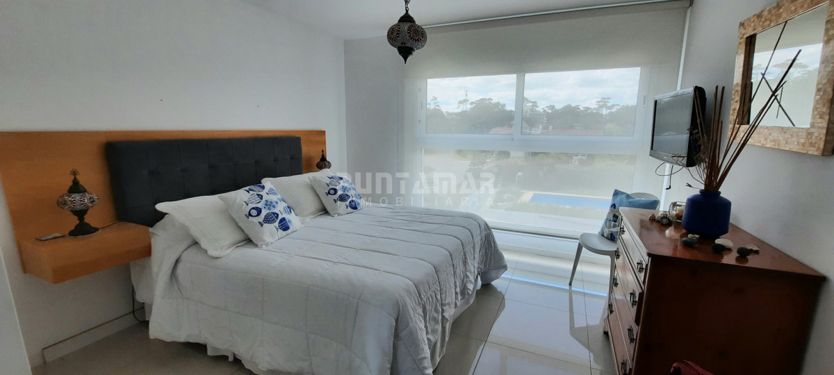 Apartamento ID.213797 - EXCLUSIVO DEPARTAMENTO DE 3 DORMITORIOS EN SUITE EN LA MANSA