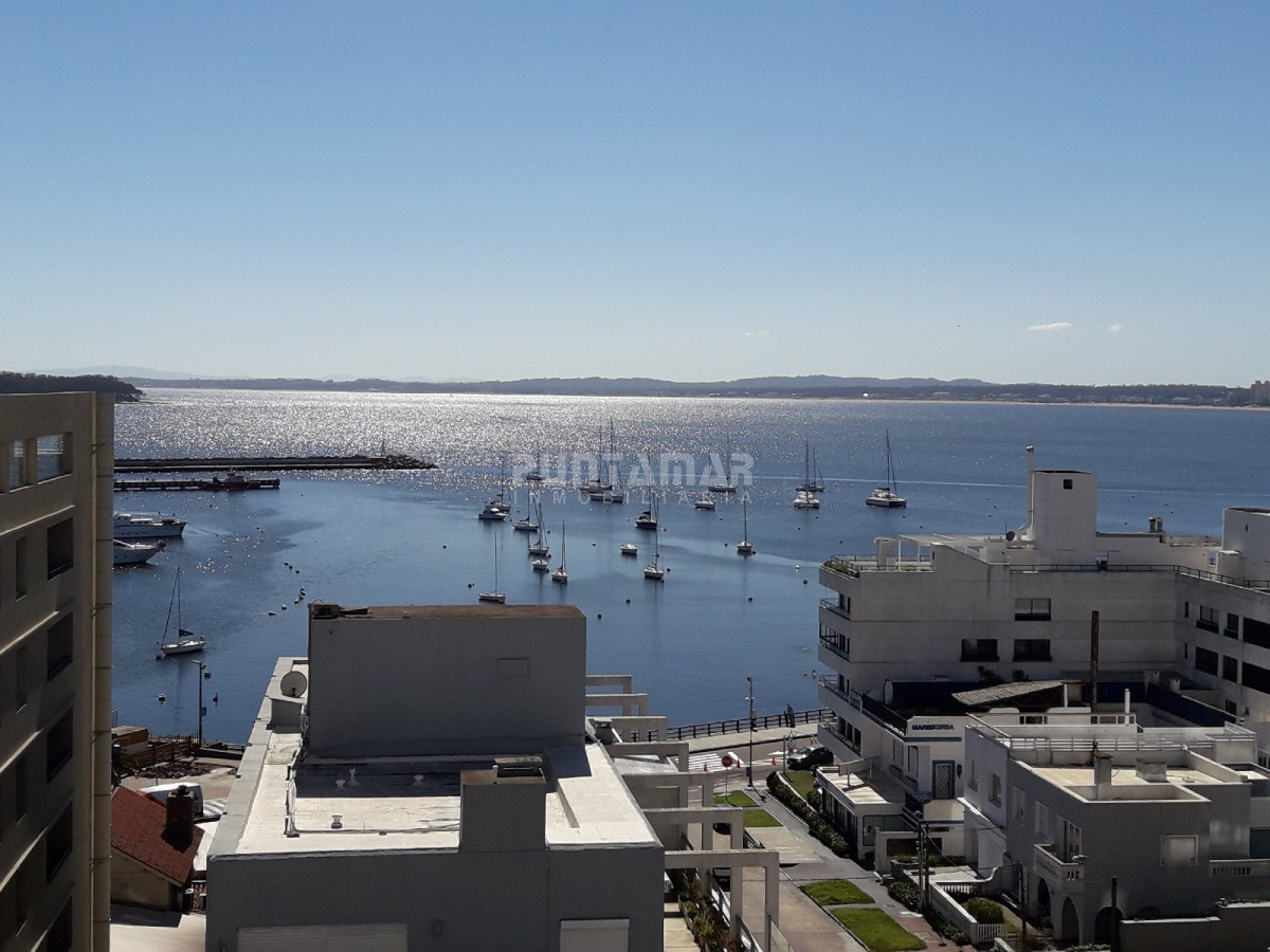 Apartamento ID.211651 - DIVINO APARTAMENTO EN ZONA DE PENINSULA, TERRAZA CON UNA VISTA INCREIBLE Y MUY LUMINOSO, A PASOS DEL PUERTO Y PLAYA..!!!