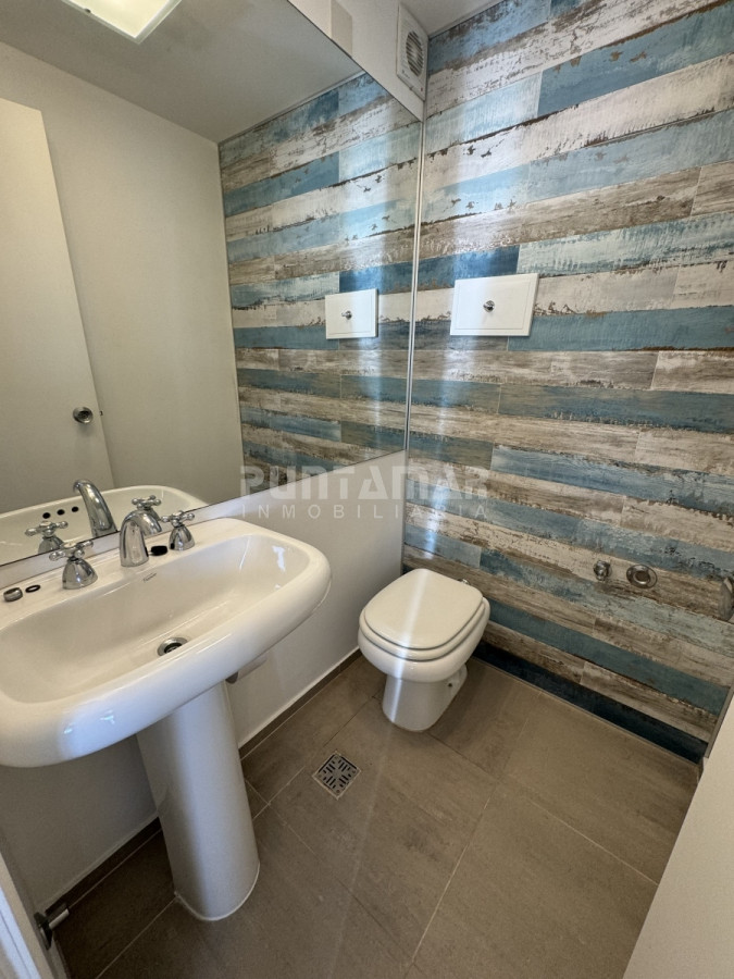 Apartamento ID.1351 - Reciclado en venta, vista al puerto