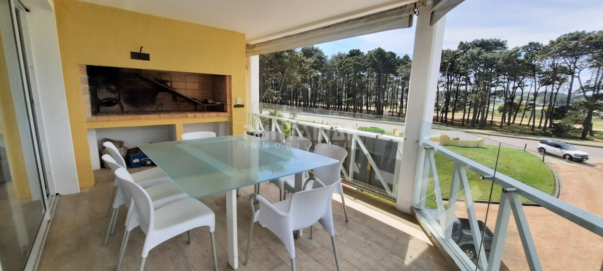 Apartamento ID.213396 - IMPORTANTE DEPARTAMENTO EN RINCON DEL INDIO, A PASOS DE LA BARRA
