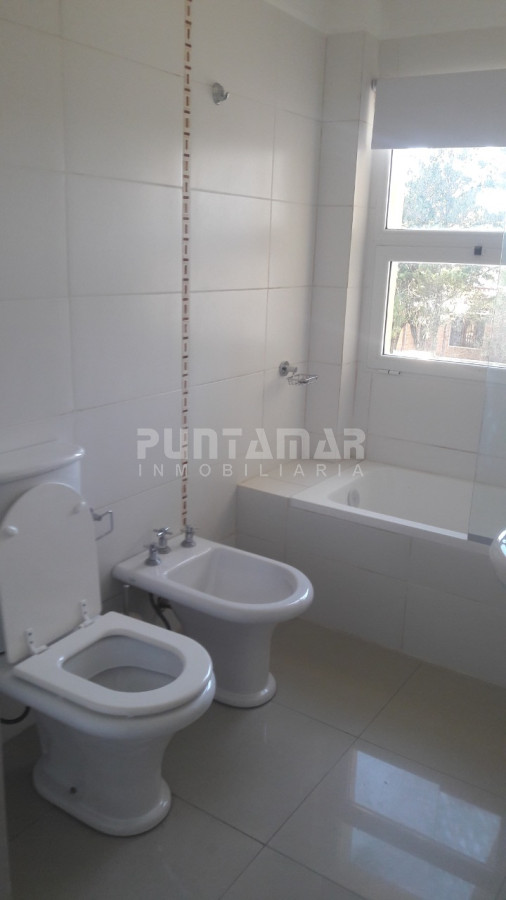 Apartamento ID.213399 - MODERNO APARTAMENTO DE 3 DORMITORIOS CON AZOTEA EN MANANTIALES 