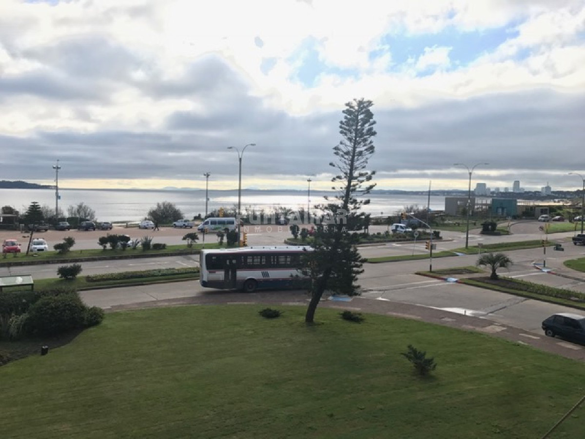 Apartamento ID.211620 - Apartamento en Mansa, 2 dormitorios *