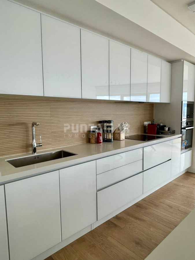 Apartamento ID.213478 - EXCLUSIVO DEPARTAMENTO DE 2 DORMITORIOS EN SUITE EN EDIFICIO DE CATEGORIA