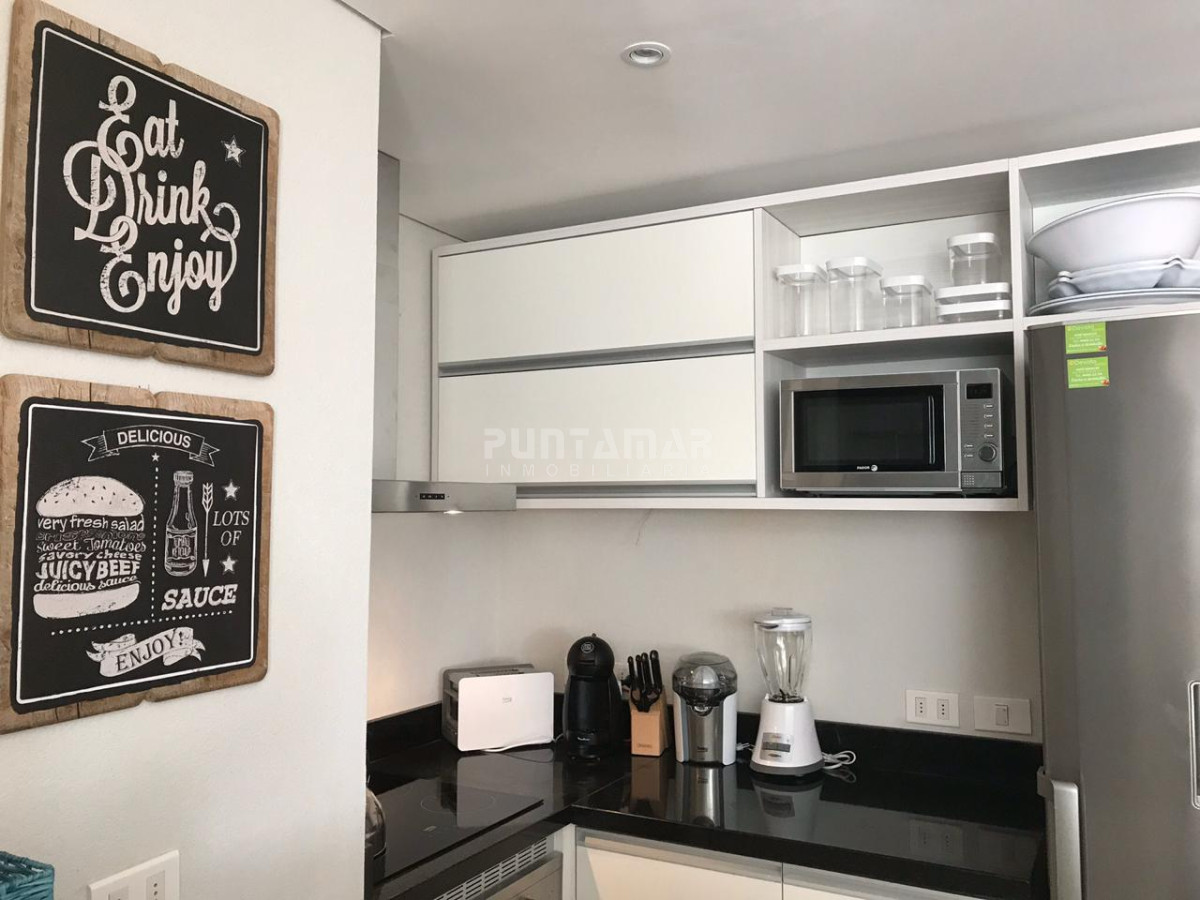 Apartamento ID.211984 - APARTAMENTO EN ALQUILER CON UN LINDO PATIO CON PARRILLERO Y JARDIN SUPER DISFRUTABLE. 