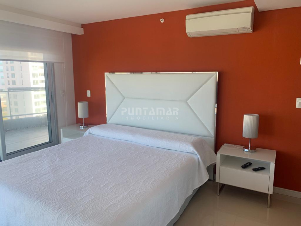 Apartamento ID.212207 - DEPARTAMENTO DE 3 DORMITORIOS EN LA BRAVA EN EDIFICIO DE CATEGORIA