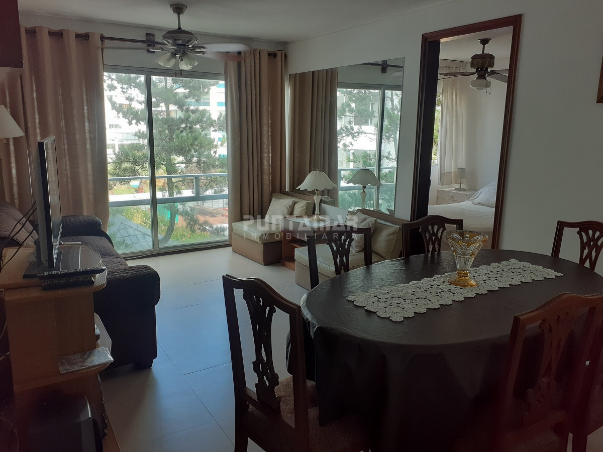 Apartamento ID.212941 - APARTAMENTO EN VENTA PRIMERA LINEA DE  LA PLAYA BRAVA PUNTA DEL ESTE