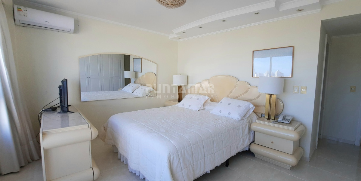 Apartamento ID.2085 - IMPORTANTE DEPARTAMENTO DE 3 DORMITORIOS EN SUITE EN LA MANSA
