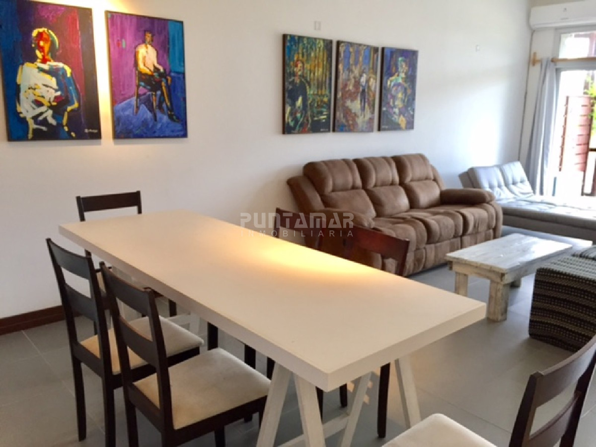 Apartamento ID.211696 - Apartamento en Manantiales, 2 dormitorios *